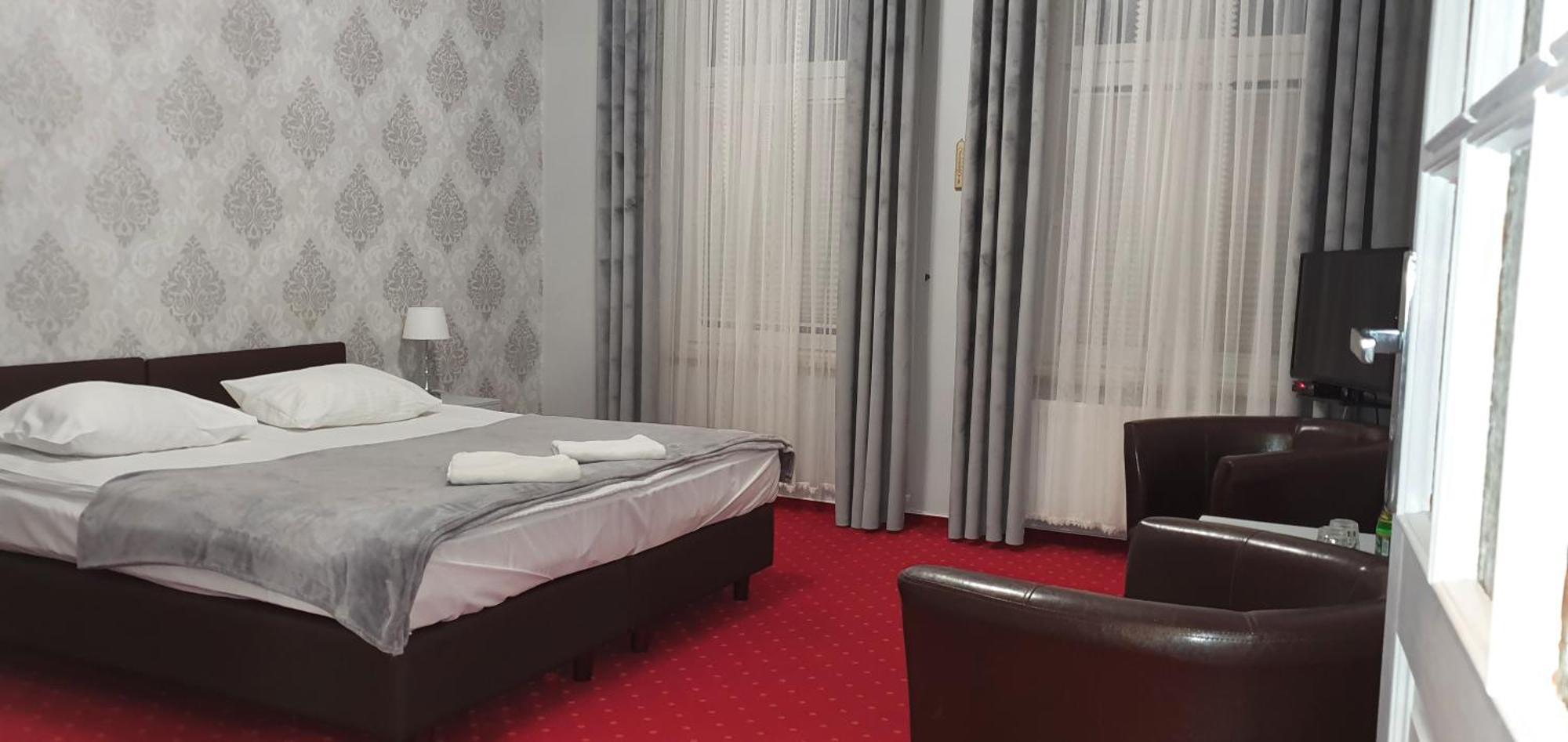 Hotel Nad Rzeczka ทอรูน ภายนอก รูปภาพ